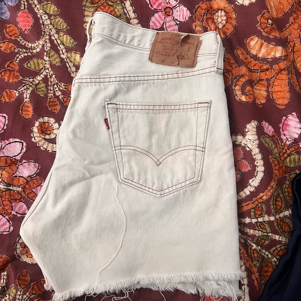 Levi's Cream Denim Shorts
